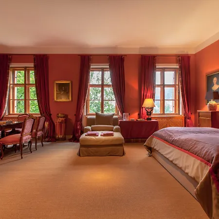 Деревянный коттедж Schloss Friedberg Фольдерс