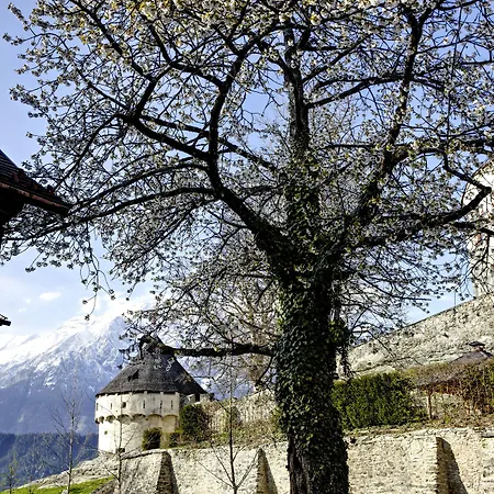 Schloss Friedberg Деревянный коттедж *