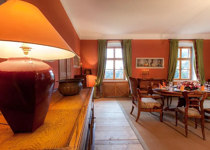 Lodge Schloss Friedberg *