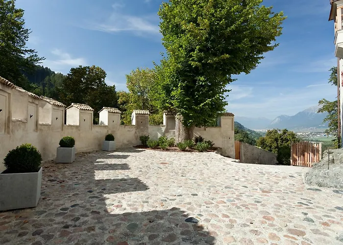 Lodge Schloss Friedberg *