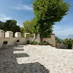 Lodge Schloss Friedberg *