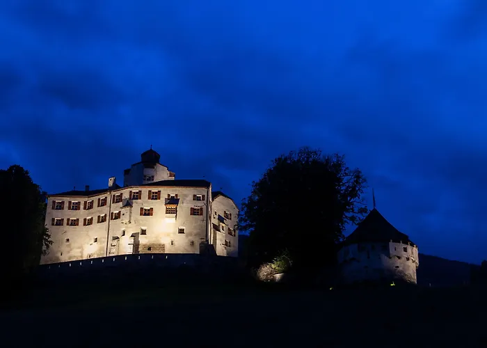Chata Schloss Friedberg Volders