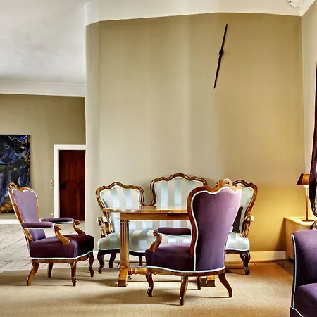 Lodge Schloss Friedberg Volders