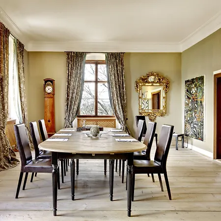 Schloss Friedberg Lodge